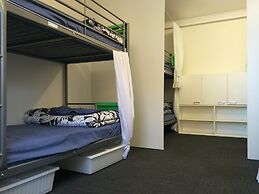 Landing Pads Brunswick - Hostel