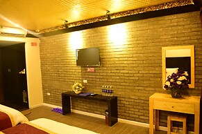 Phuong Nam Mountain View Hotel