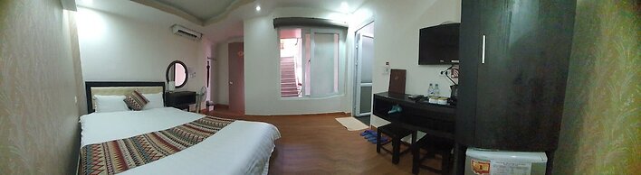 Phuong Nam Mountain View Hotel