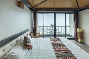 Phuong Nam Mountain View Hotel
