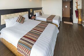 Phuong Nam Mountain View Hotel