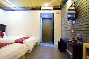 Phuong Nam Mountain View Hotel