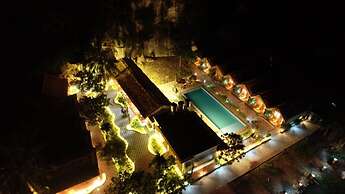 Tam Coc Valley Bungalow