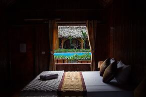 Tam Coc Valley Bungalow