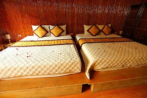 Tam Coc Valley Bungalow