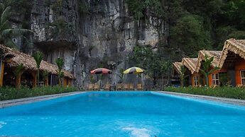 Tam Coc Valley Bungalow