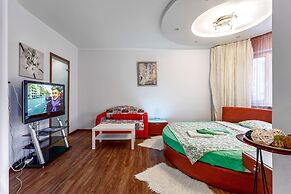 FortEstate Dmitry Ulyanov Apartment