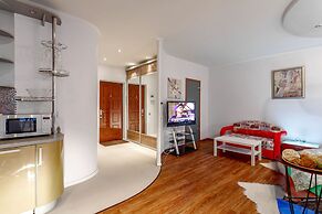 FortEstate Dmitry Ulyanov Apartment