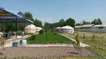 HOTEL KITOB SAYYOH - campsite