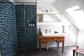 Three Pheasants Boutique B&B
