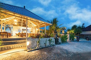 The Cubang Huts Lembongan