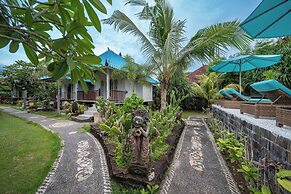 The Cubang Huts Lembongan