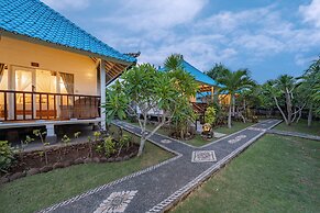 The Cubang Huts Lembongan