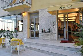 Hotel Bristol