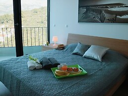 White Cloud Apartments