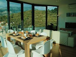 White Cloud Apartments