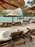 White Cloud Apartments