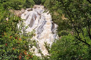 Phophonyane Falls Ecolodge