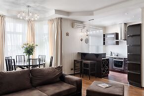 City of Rivers Mozhaiskaya 24