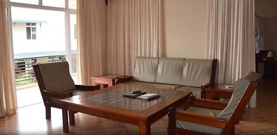 Ryan's Bay Hotel