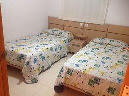 LET 4 U Cala Blanca I Frontal