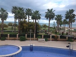 LET 4 U Cala Blanca I Frontal