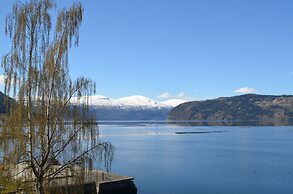 Innvik Fjordhotel - Misjonheimen