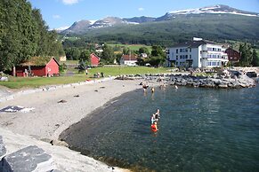 Innvik Fjordhotel - Misjonheimen