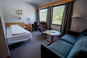 Innvik Fjordhotel - Misjonheimen