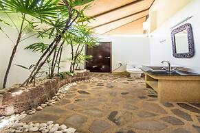 2 Bedrooms Villa Martini