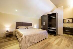 2 Bedrooms Villa Martini