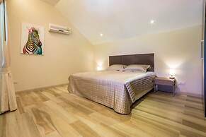 2 Bedrooms Villa Martini