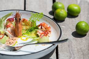 2 Bedrooms Villa Martini