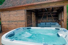 Le B. Cottage