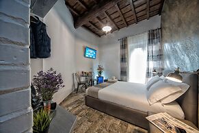 StarHome NAVONA