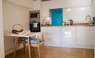 Malvern Holiday Garden Flat