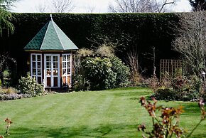 Malvern Holiday Garden Flat