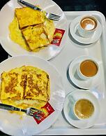 Regalia Inn & Suites