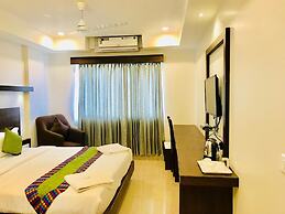 Regalia Inn & Suites