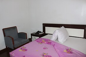 Crystalem Luxury Hotel