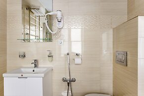 Hotel Grand Mark by ACADEMIA