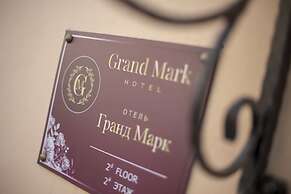 Hotel Grand Mark by ACADEMIA