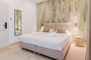 Flowers Premium Apartments & Rooms