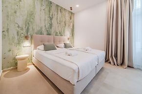 Flowers Premium Apartments & Rooms