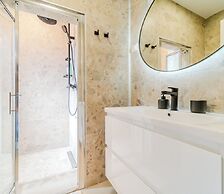 Flowers Premium Apartments & Rooms