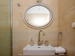 Apartments & Rooms Flowers