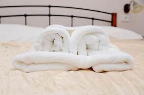 Apartments & Rooms Flowers