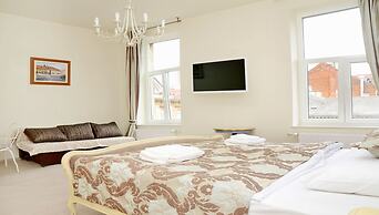 Apartments & Rooms Flowers