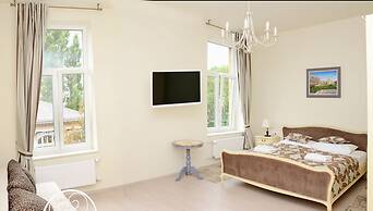 Apartments & Rooms Flowers