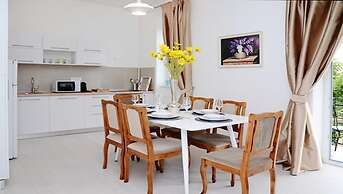 Apartments & Rooms Flowers